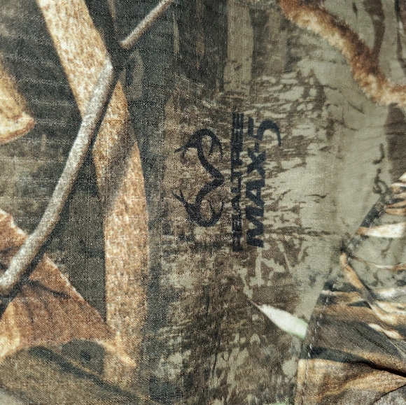 Under Armour Waterfowl Pullover - Picture 4 of 5